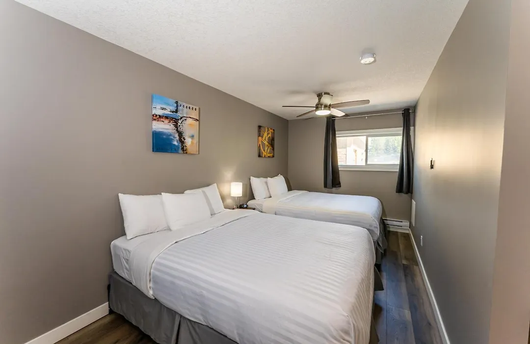 Hinton Highway Inn-1