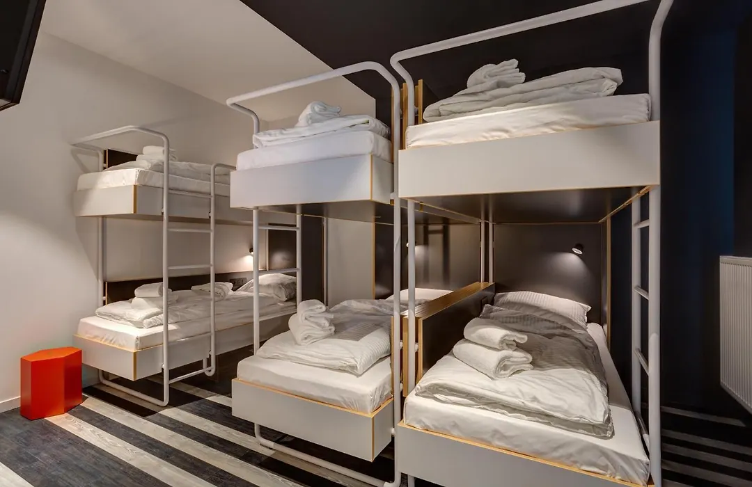 MEININGER Hotel Bruxelles Gare du Midi-1