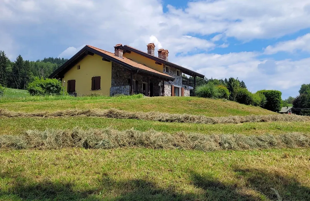 Cinque Abeti Agrialloggio Mountain Lake Iseo Hospitality-1