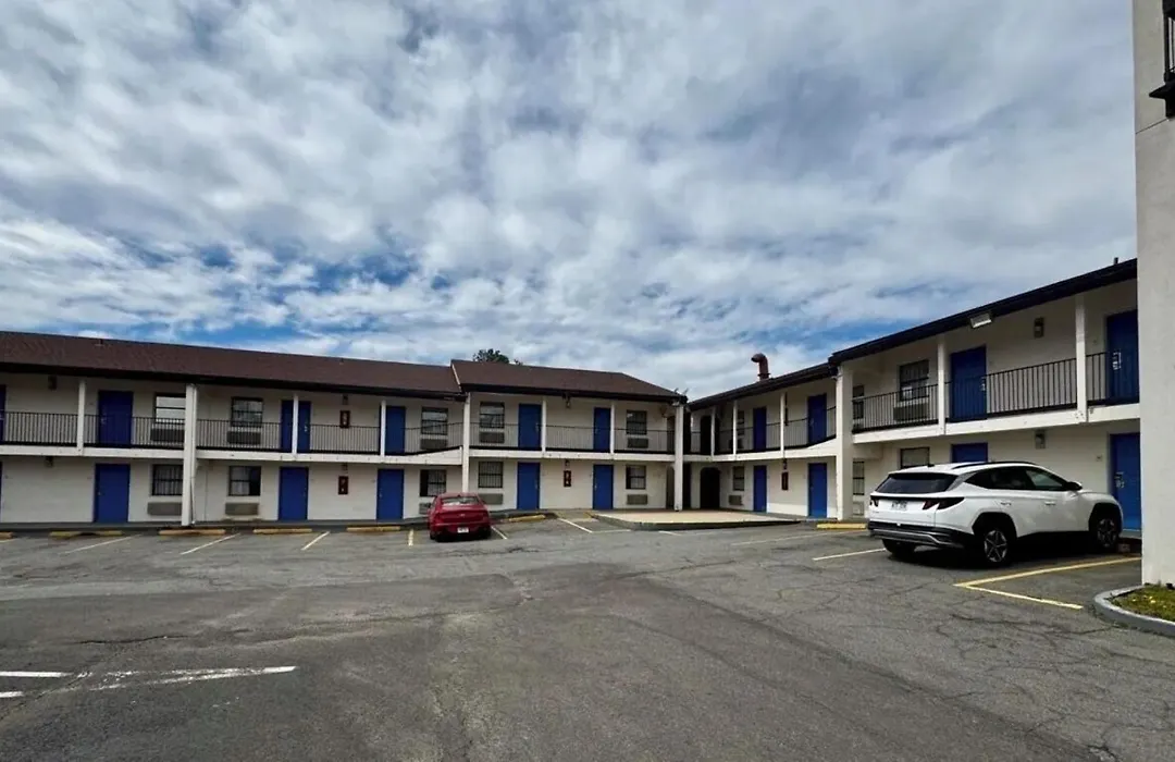 Budget Host Inn- Medical Center-1