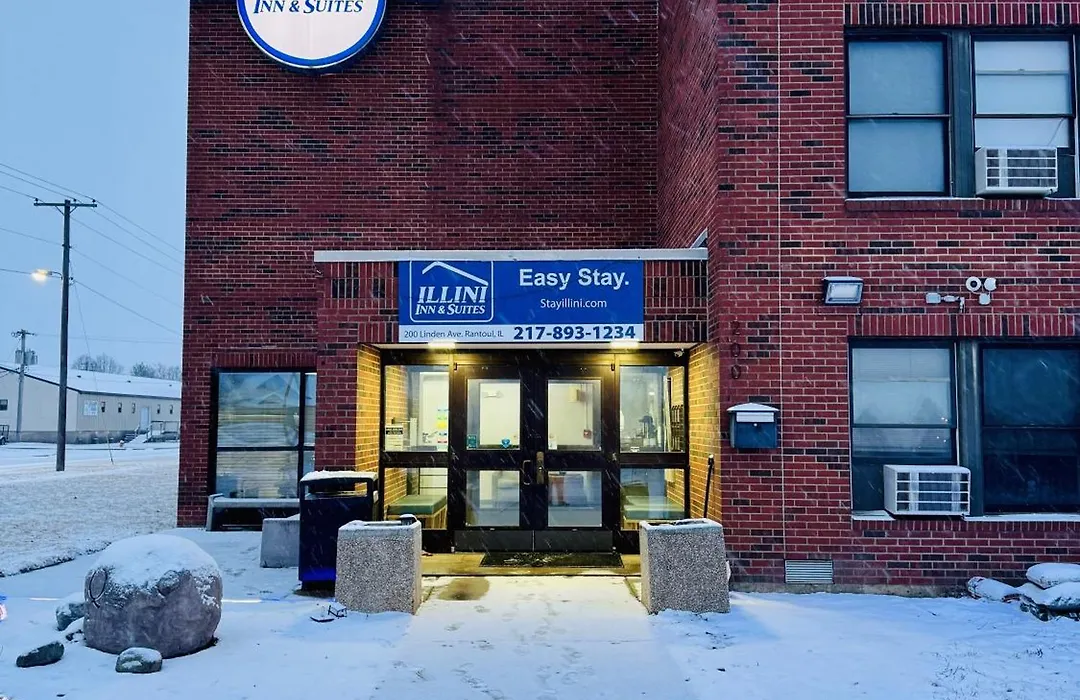 Illini Inn & Suites-1