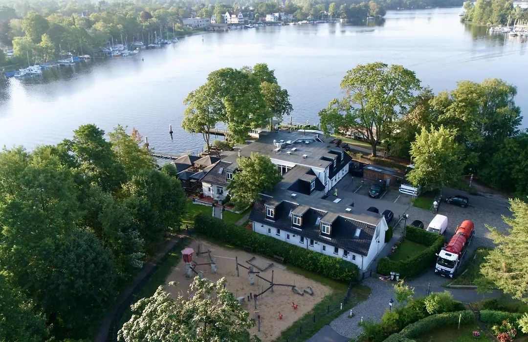 Hotel Altes Fährhaus-1