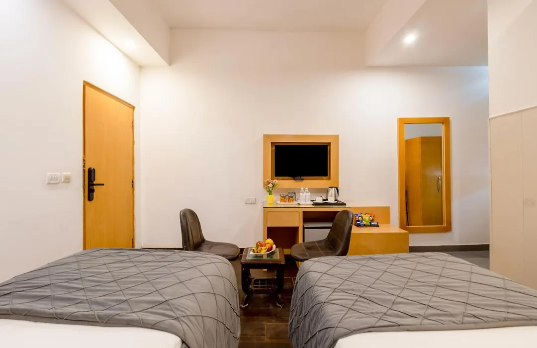 Hotel Tashree Near T3 - Free Airport Drop-1