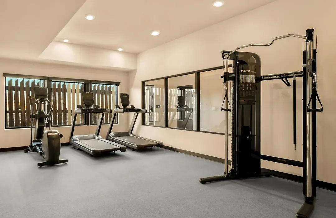 Livaway Suites Missoula-1