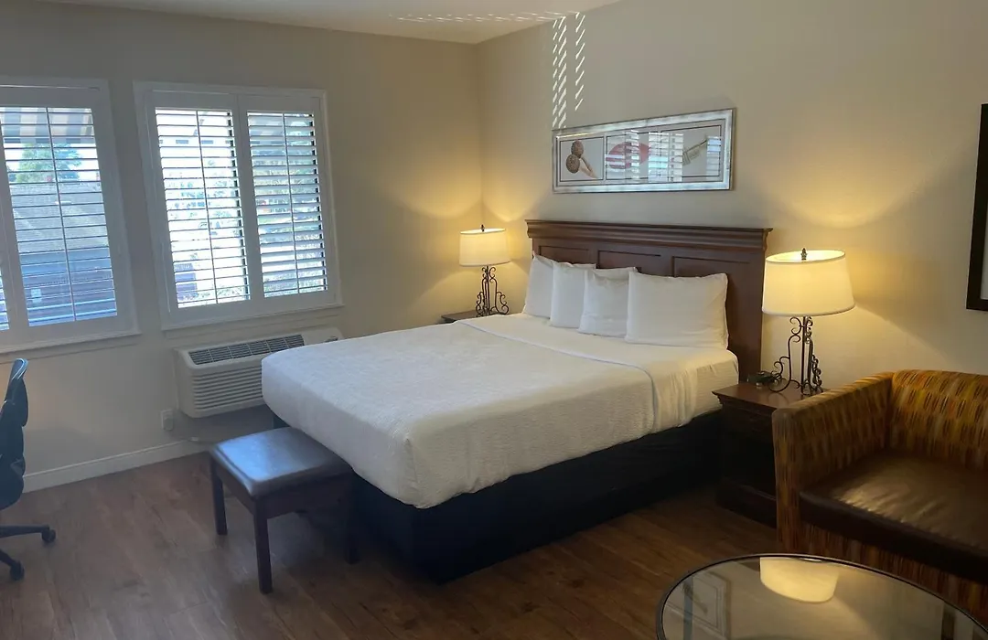 Best Western Rose Garden Inn-1