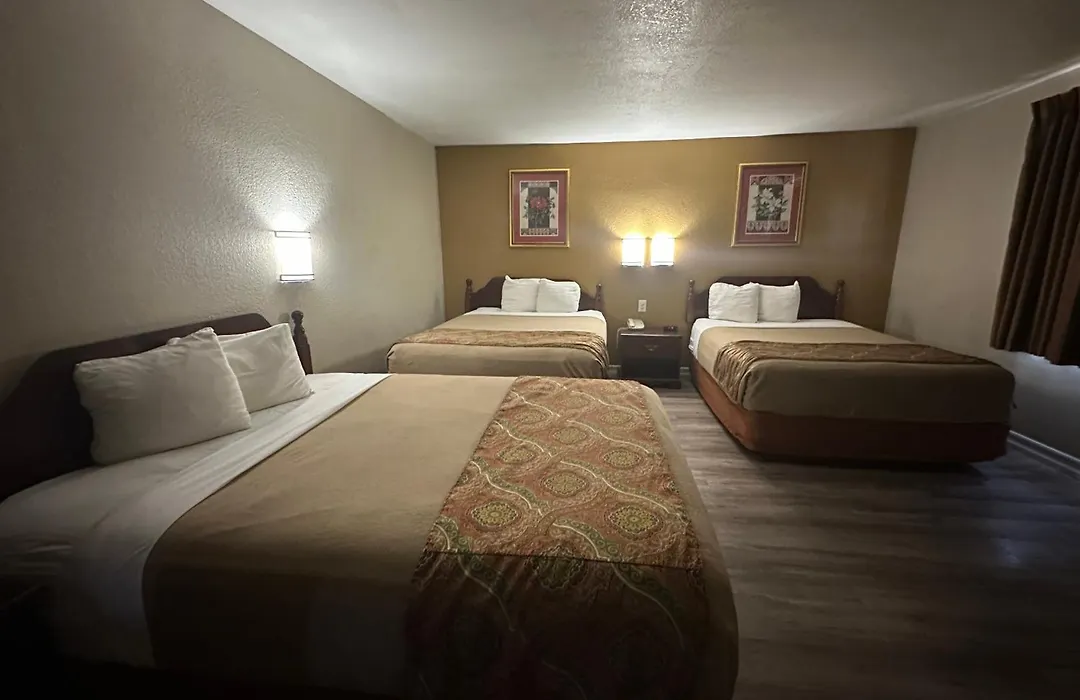 Budget Inn On Historic Route 66, Barstow-1