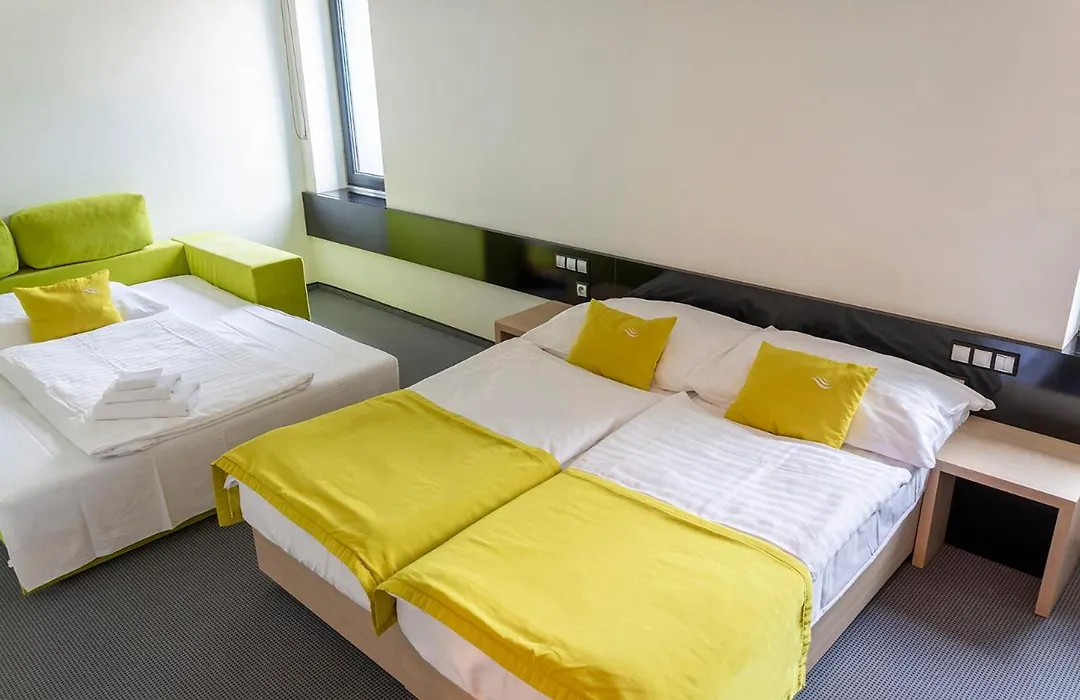 Hotel Aquacity Riverside-1