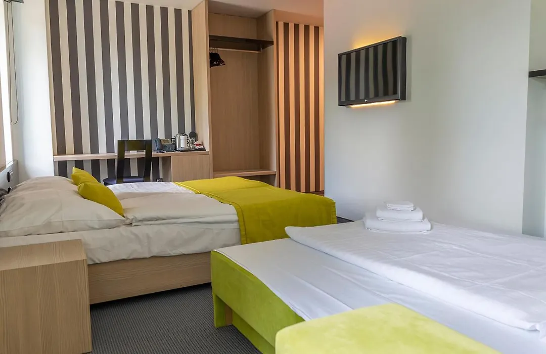 Hotel Aquacity Riverside-1