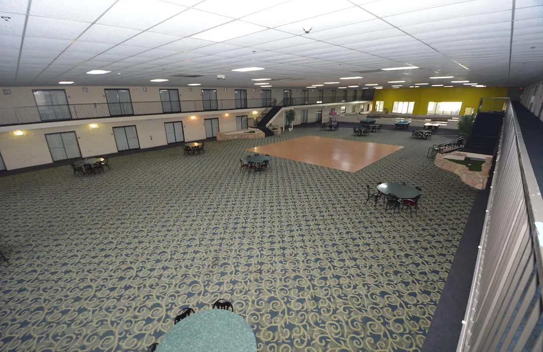 Golden Hotel And Conference Center-1