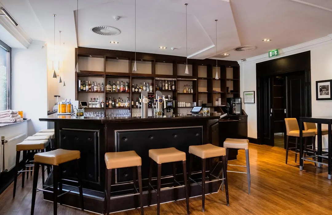 Courtyard By Marriott Duesseldorf Seestern-1