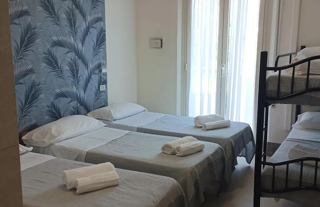 Hotel CARLO-1
