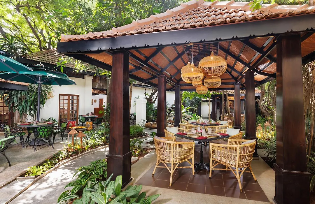 Vivanta Bengaluru Residency Road-1