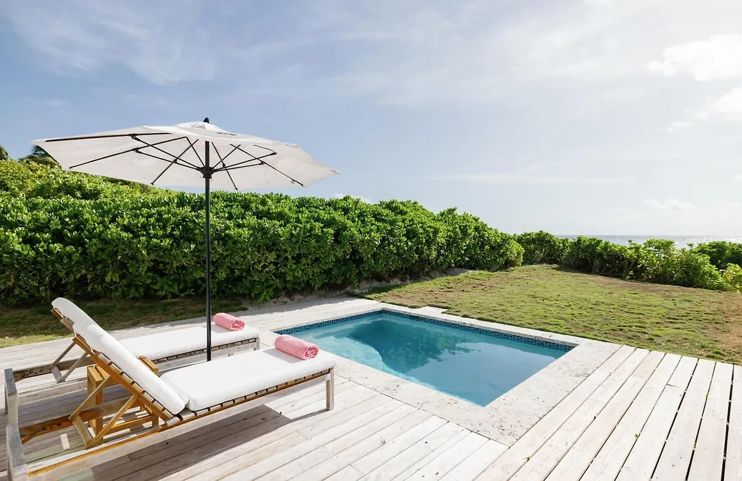 Pink Sands Resort-1