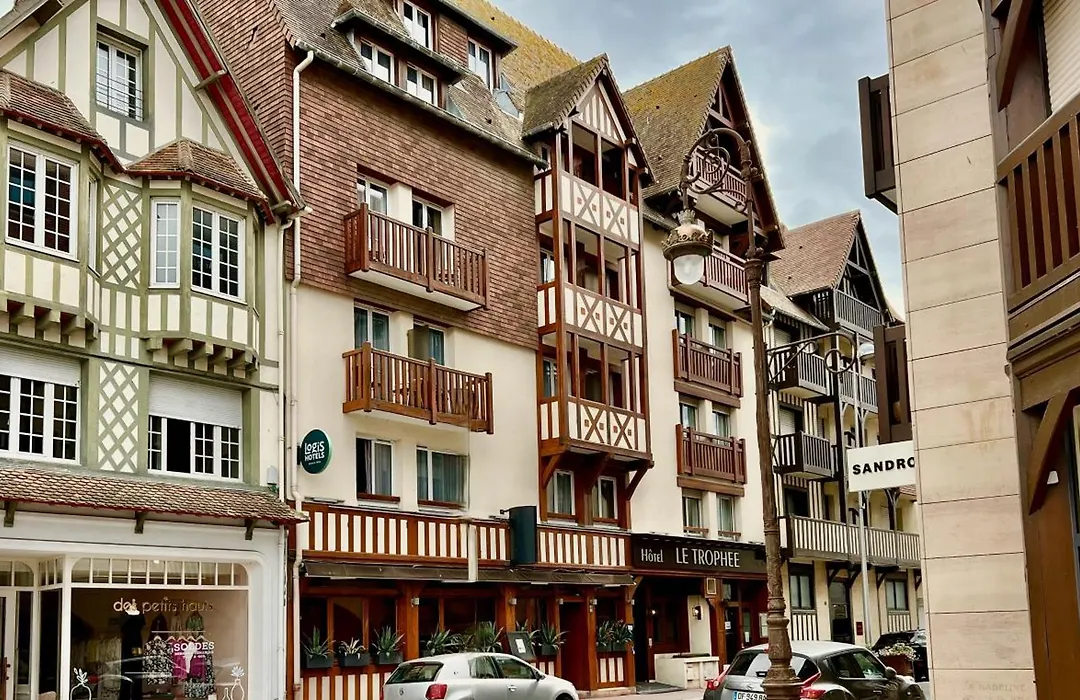 Le Trophée By M Hôtel Spa-1