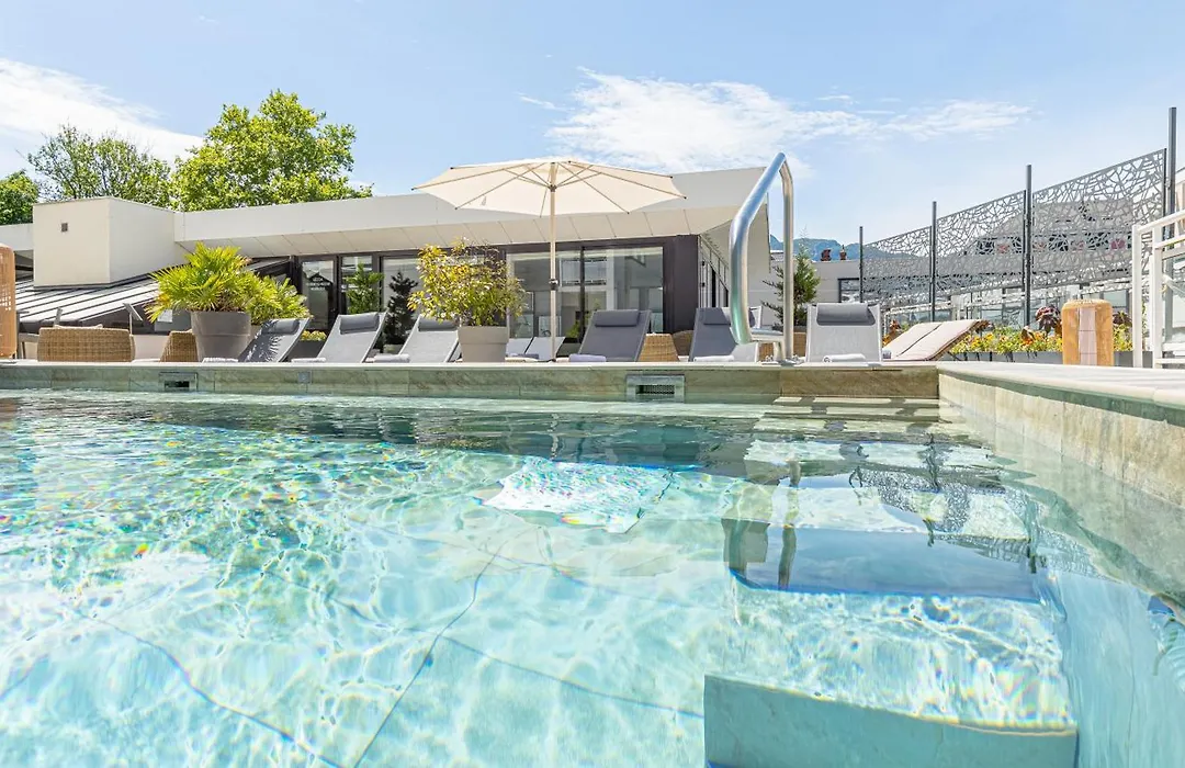 Le Riviera - Hotel Restaurant & Spa - Ex Golden Tulip Aix Les Bains-1