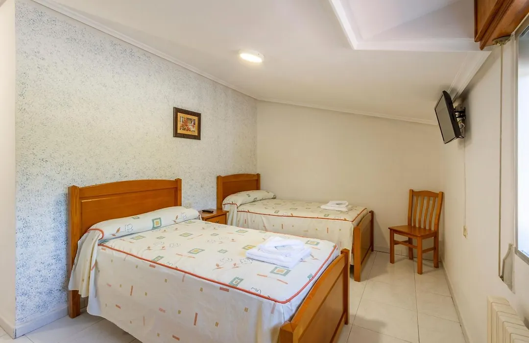 Hostal Sequeiros-1