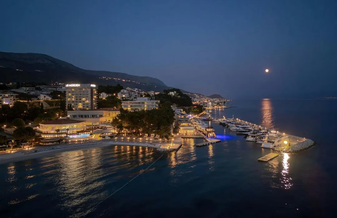 Le Meridien Lav Split-1