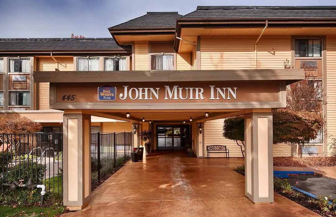 Best Western John Muir Inn-1