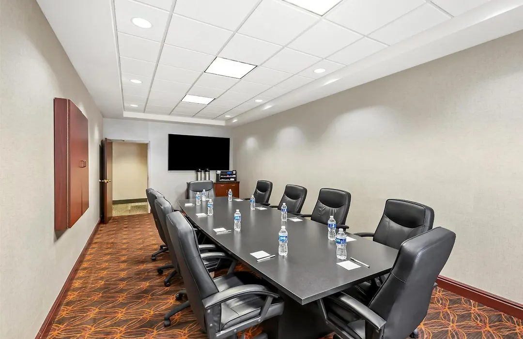 Hampton Inn & Suites Grove City-1