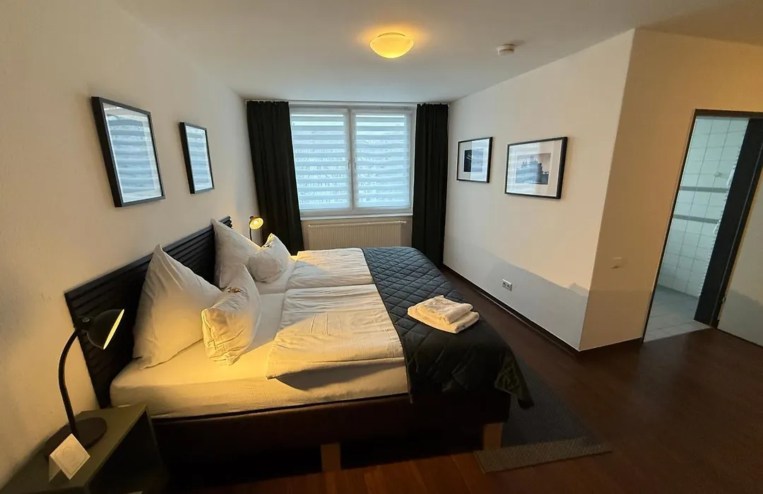 Hotel Neuhaus-1