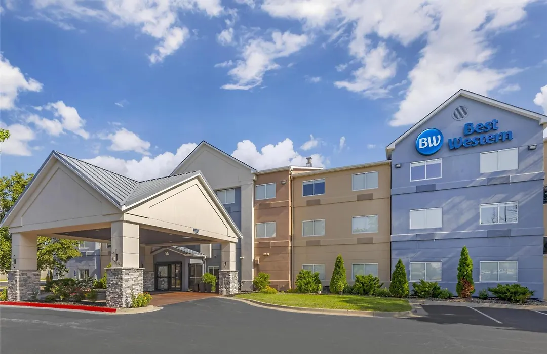 Best Western Independence Kansas City-1
