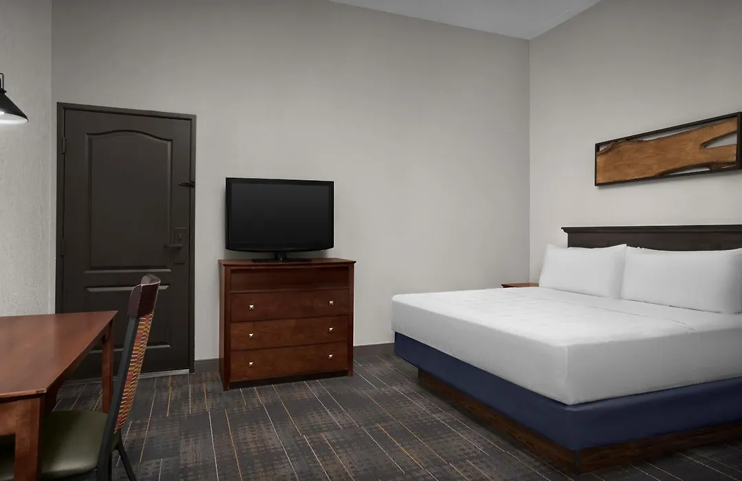 The Suites Hotel At Waterfront Plaza-1