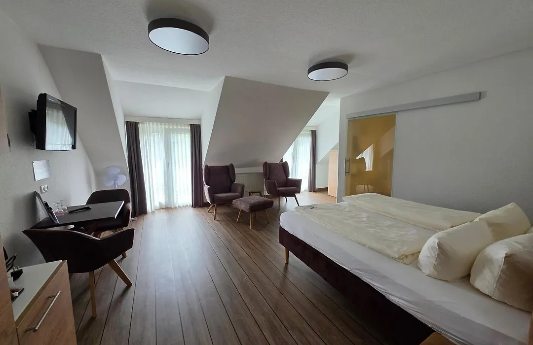 Hotel Am Kurpark Spaeth-1
