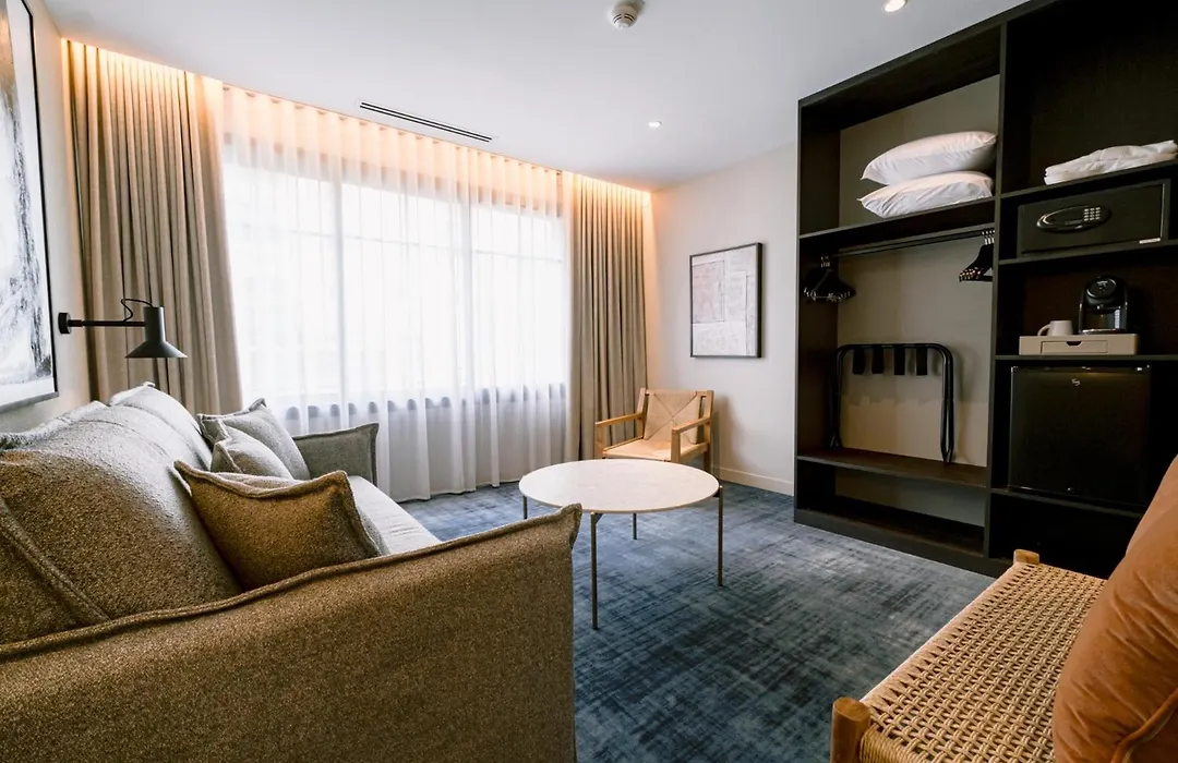 Urban Style Hotel Laperouse-1