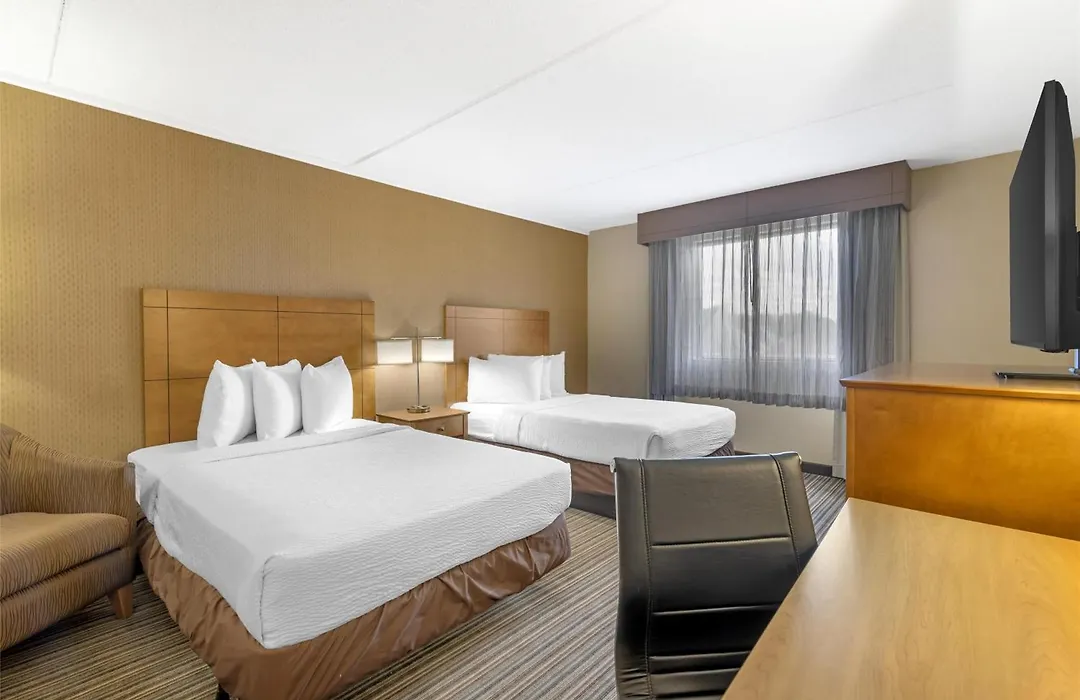 Best Western Royal Plaza Hotel&Trade Center-1