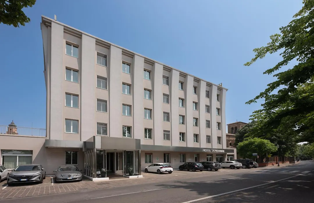 Hotel Toscanini-1