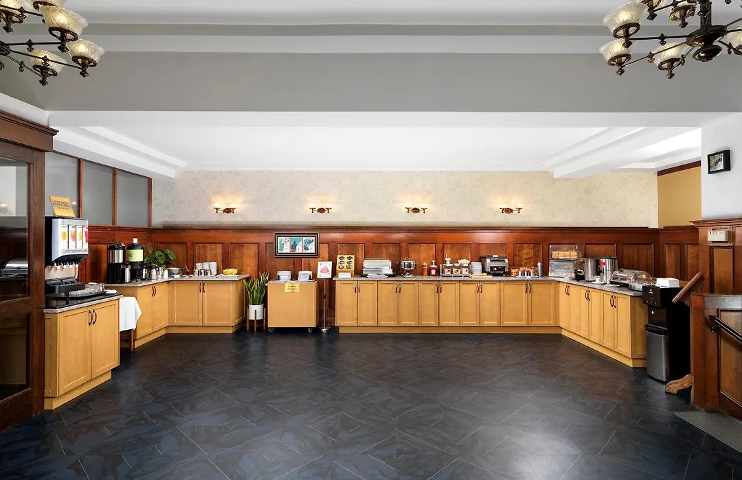 Huntingdon Hotel And Suites-1