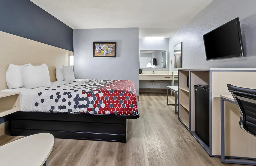 Econo Lodge Inn & Suites Cayce I-26 Airport-1