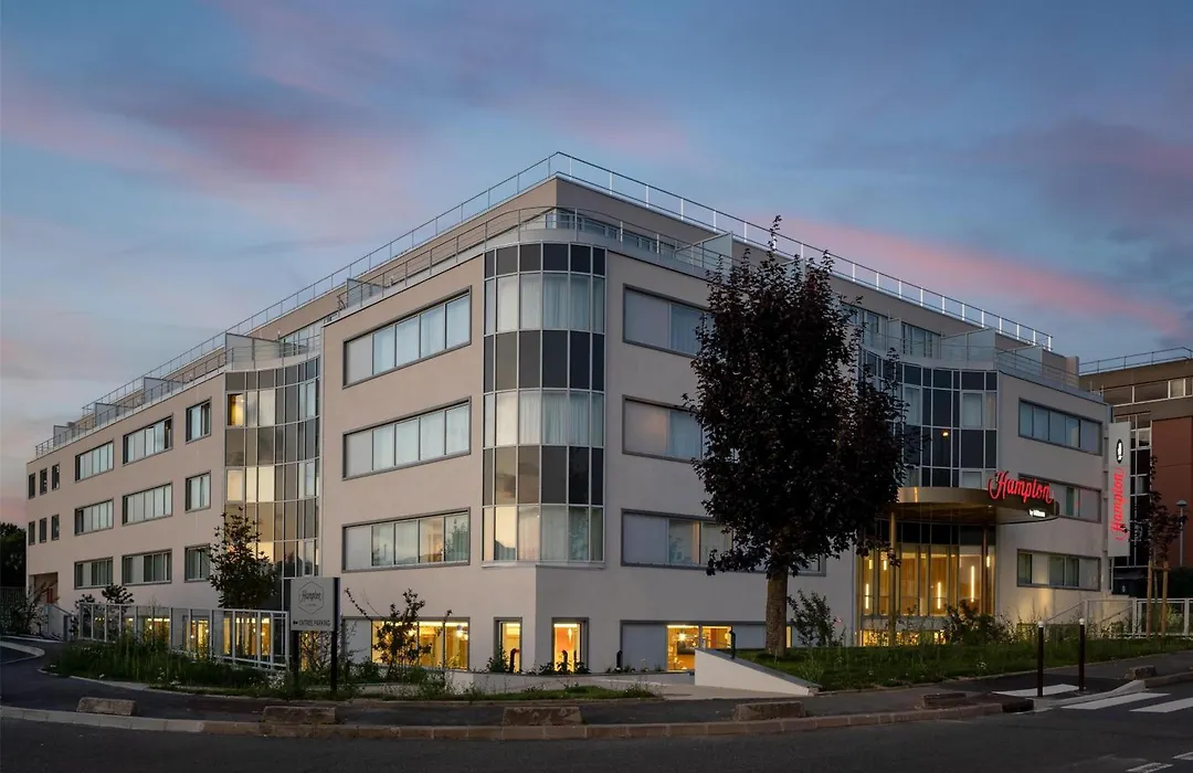 Hampton By Hilton Paris Charles De Gaulle Airport-1