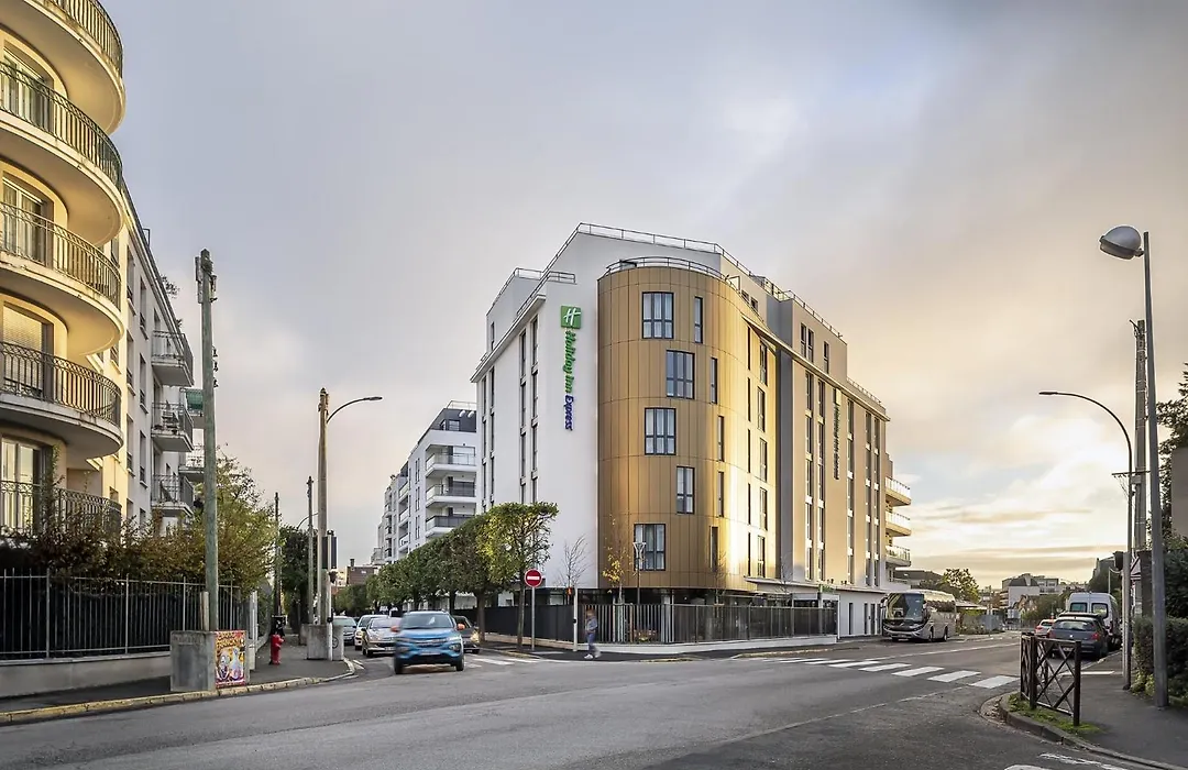 Holiday Inn Express Paris - Poissy By Ihg-1