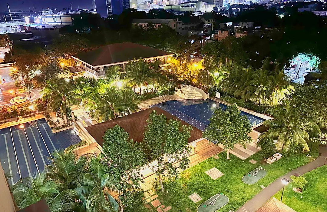 Zinnia Towers 1Br Condo With Ps4 Karaoke Netflix & Swimming Pool-1