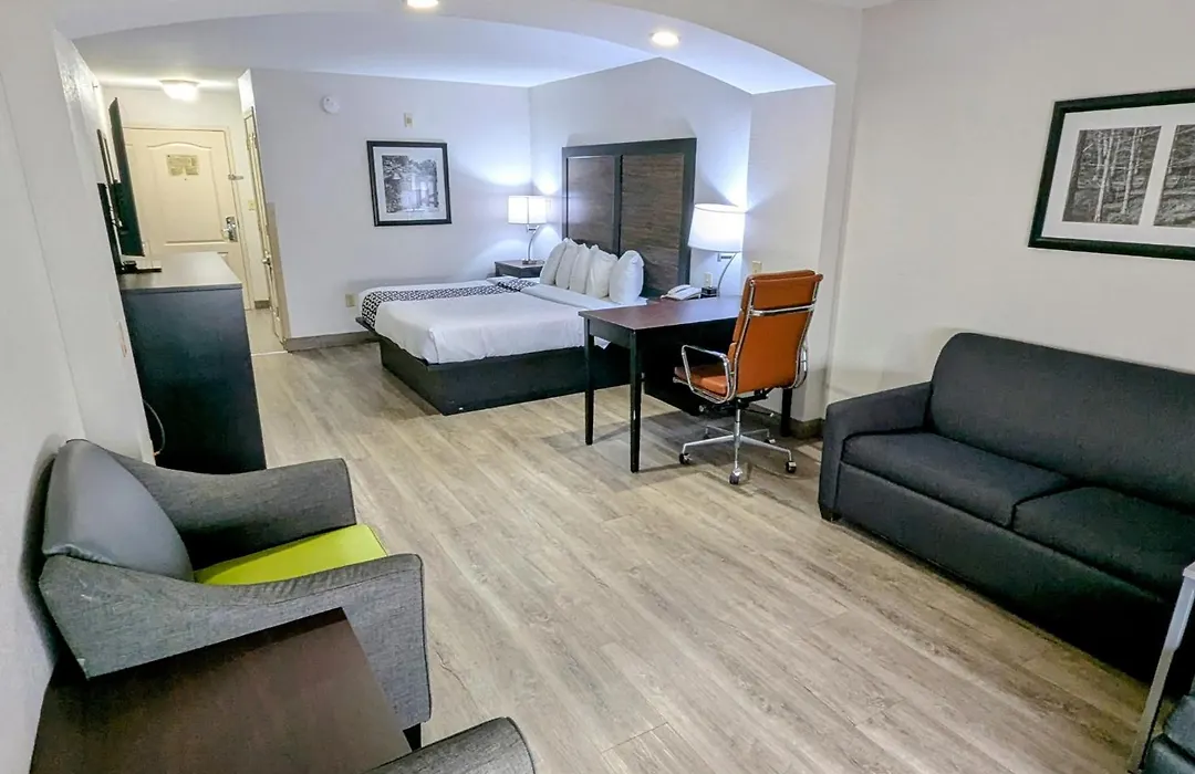 La Quinta By Wyndham Prattville-1