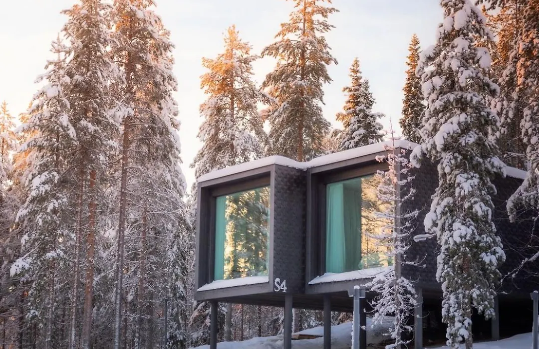 Arctic Treehouse Hotel-1