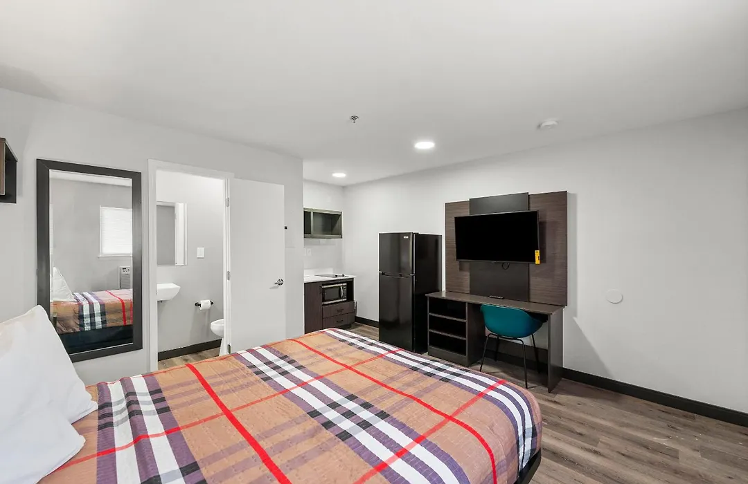 Southern Suites Kennesaw-1