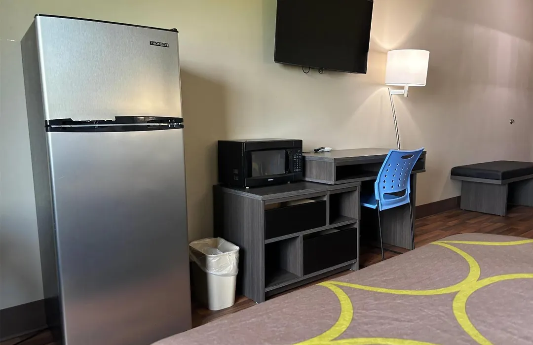 Super 8 By Wyndham Grayville-1