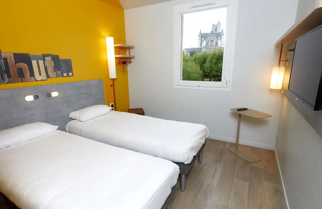 ibis budget Auxerre Centre-1