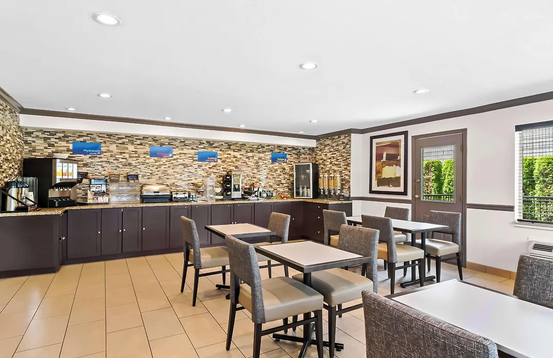Best Western Maple Ridge-1