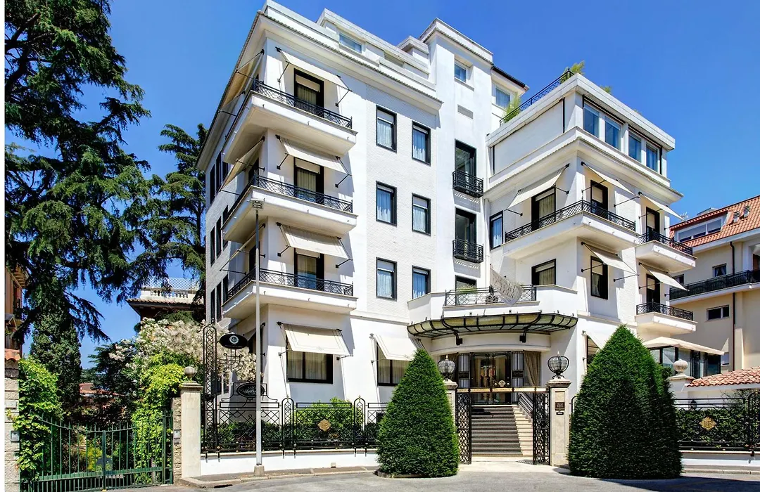 Hotel Lord Byron - Small Luxury Hotels Of The World-1