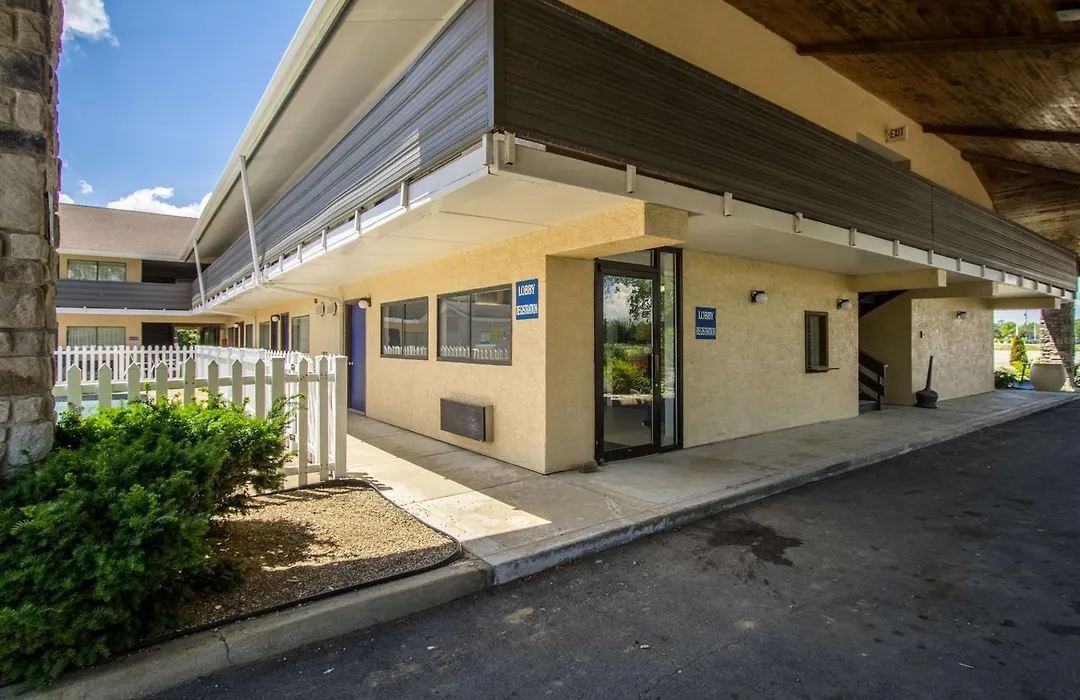 Motel 6-Ashland, Oh-1