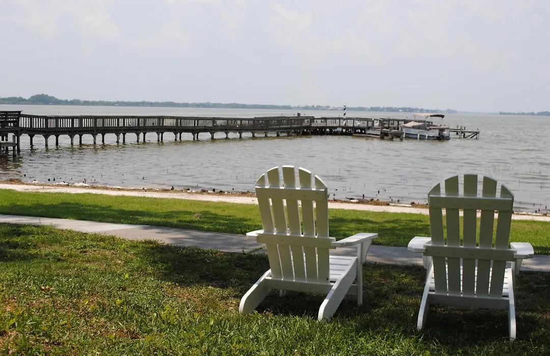 Lakeside Inn On Lake Dora-1