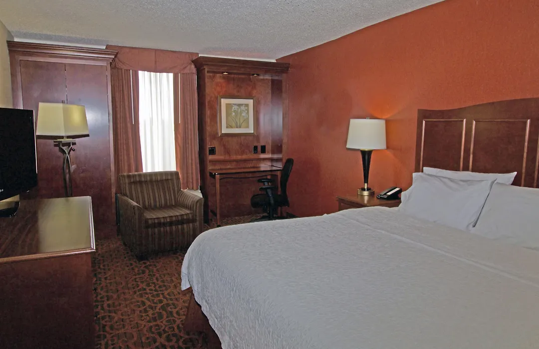 Hampton Inn Norfolk/Chesapeake - Greenbrier Area-1