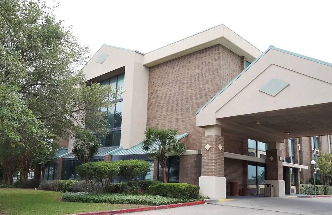 Best Western Corpus Christi Airport Hotel-1