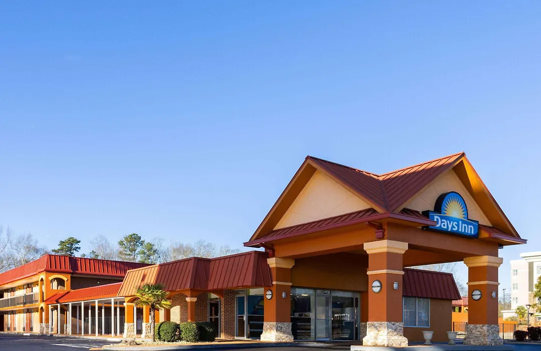 Days Inn By Wyndham Forsyth-1