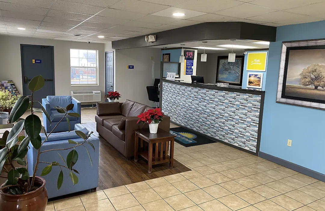 Days Inn By Wyndham Perryville Mo-1