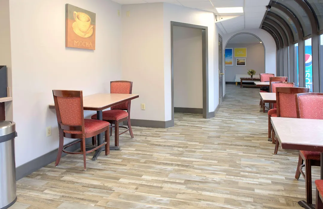 Days Inn By Wyndham Harriman-1