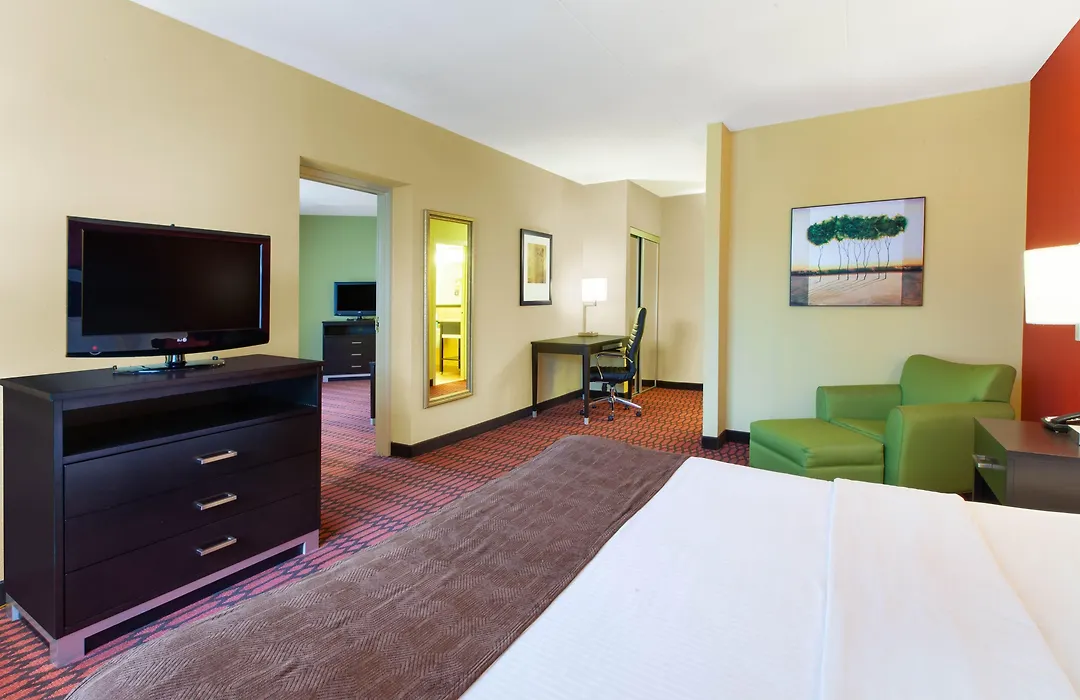 Baymont By Wyndham Harrisburg-1